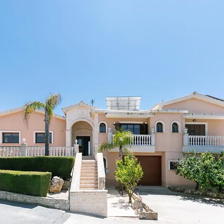 Kyparissos Long-stay Retreat In Paphos * קאטהיקאס