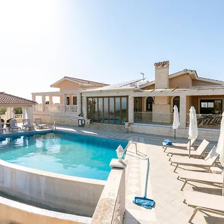Kyparissos Long-stay Retreat In Paphos קאטהיקאס