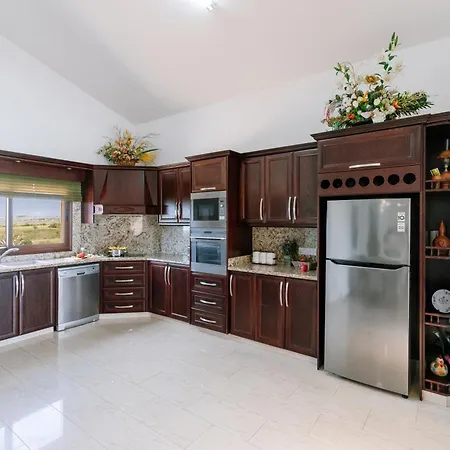 וילה Kyparissos Long-stay Retreat In Paphos קאטהיקאס
