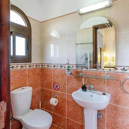 Kyparissos Long-stay Retreat In Paphos * קאטהיקאס