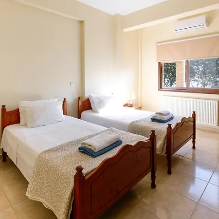 Kyparissos Long-stay Retreat In Paphos וילה *